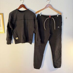 Tracksmith Charcoal Sweatsuit - Medium